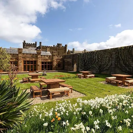 호텔 Sneaton Castle *