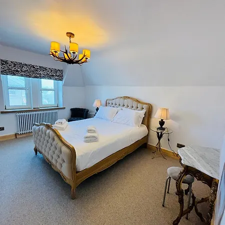 Sneaton Castle * Whitby