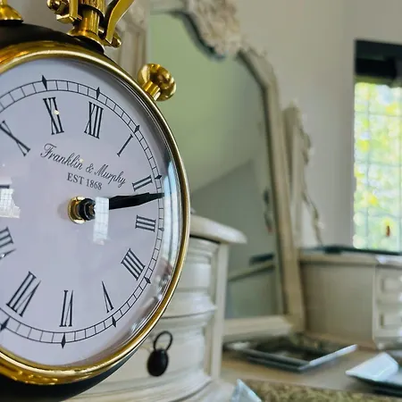 Sneaton Castle * 휫비