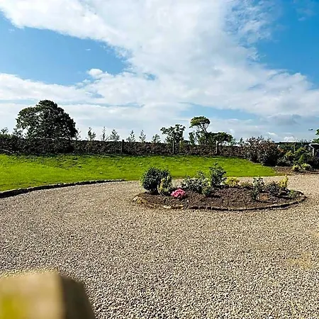 Sneaton Castle Otel *