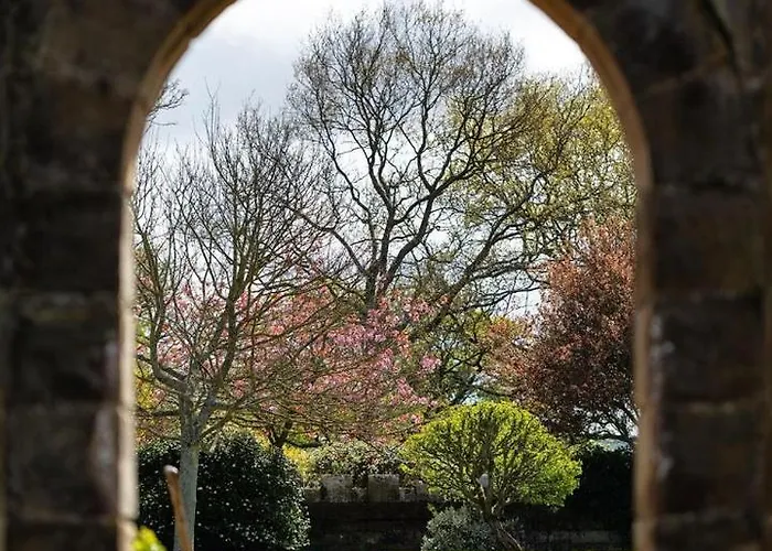 Hotel Sneaton Castle