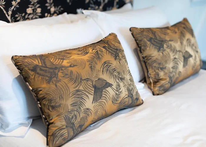 Sneaton Castle * Whitby