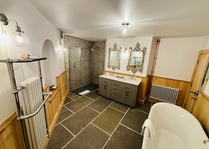 Sneaton Castle Hotel Whitby