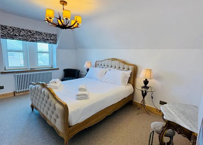 Sneaton Castle * Whitby